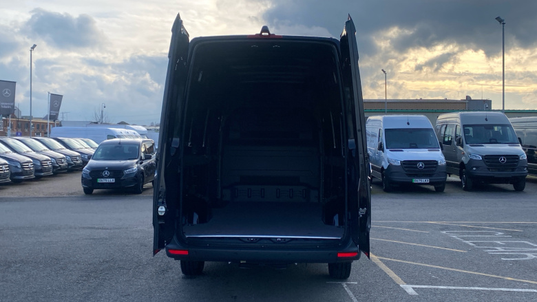 Mercedes-Benz Sprinter 315Cdi L3 Diesel Rwd 3.5t H2 Pro Van 9G-Tronic